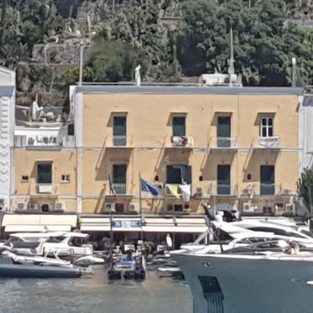 Panorama da Cartolina Apartment Ischia Bagian luar foto