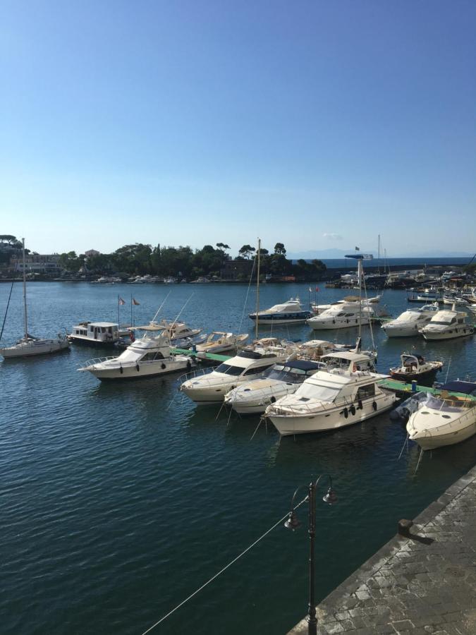 Panorama da Cartolina Apartment Ischia Bagian luar foto